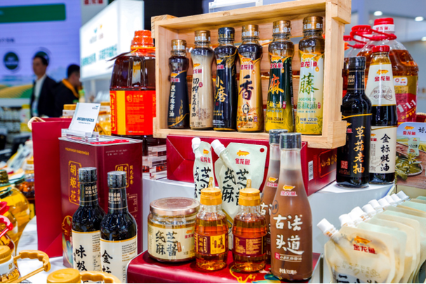 品質(zhì)承諾16年，開放透明工廠與體驗(yàn)館共筑網(wǎng)絡(luò)文化新篇章